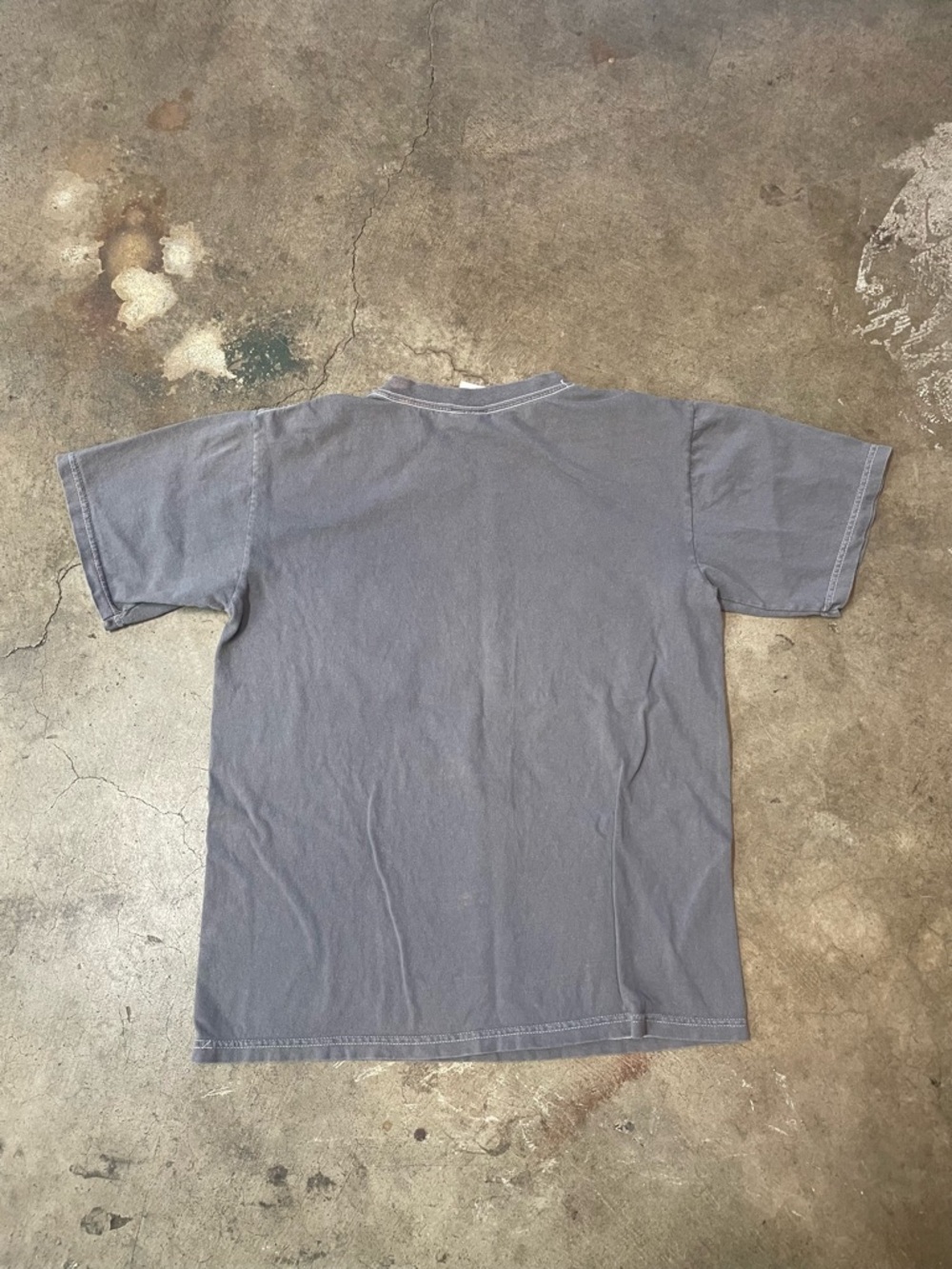 Vintage Queen a Day at the Races T-Shirt - Picture 2 of 7